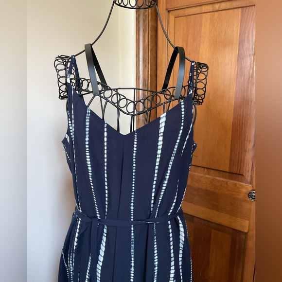 Banana Republic TRAPEZE BELTED MAXI DRESS, Large - Picture 2 of 6